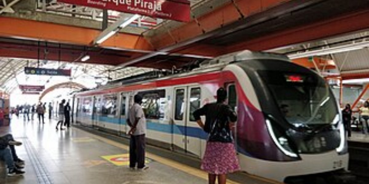 Metrô terá operação especial para duelo entre Vitória e Vasco pela Copa do Brasil