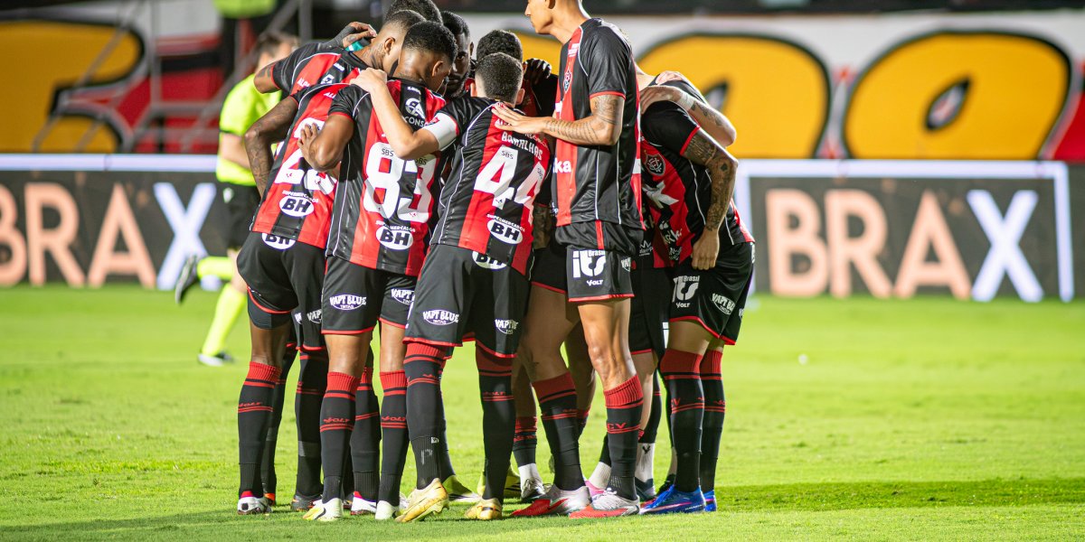 Vitória perde para o Vasco no Barradão e é eliminado da Copa do Brasil nas quartas de final