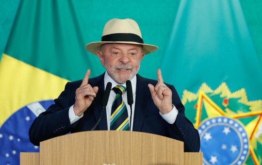 Lula quebra silêncio sobre caso Master e cobra investigação sem "blindagem de ninguém"