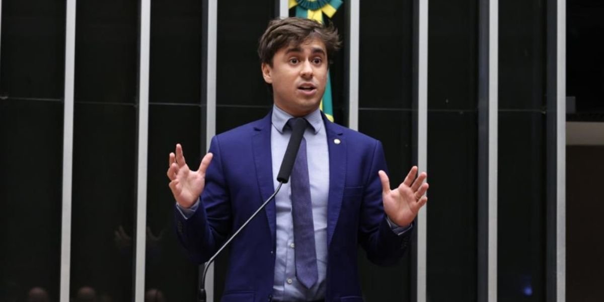 Nikolas usa documento falso atribuído à PF para se defender de mensagens com Vorcaro