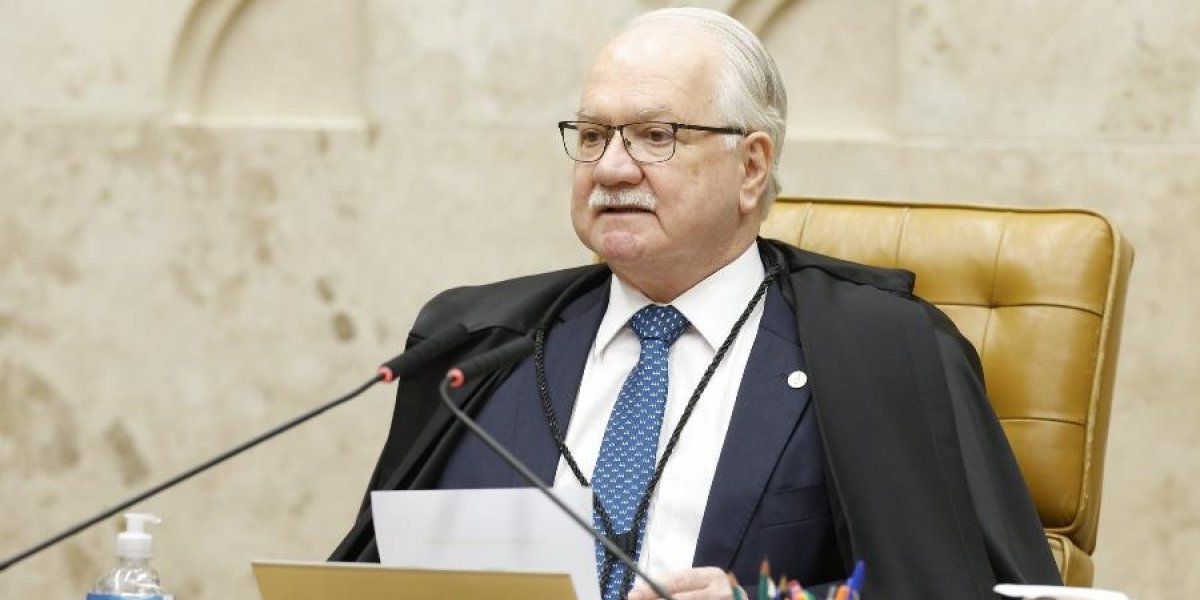 Fachin aciona PGR após pedido de Moraes contra Mendonça e amplia crise no STF