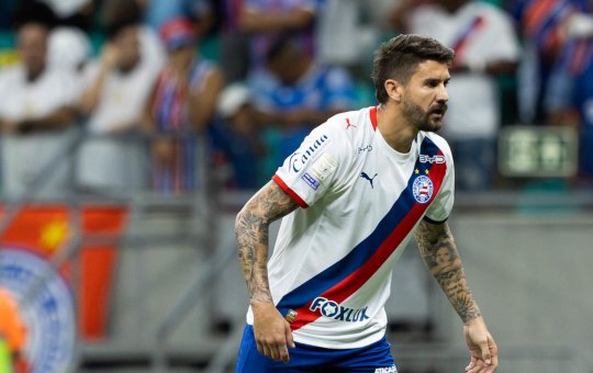 Everaldo recebe pena mínima do STJD após confusão contra Internacional