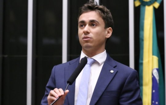 Justiça Eleitoral manda retirar reportagem sobre áudios de Nikolas Ferreira com Vorcaro