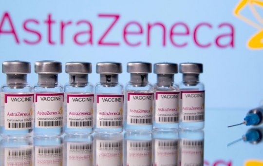 AstraZeneca registra primeiro lucro com vendas de vacina contra a Covid-19