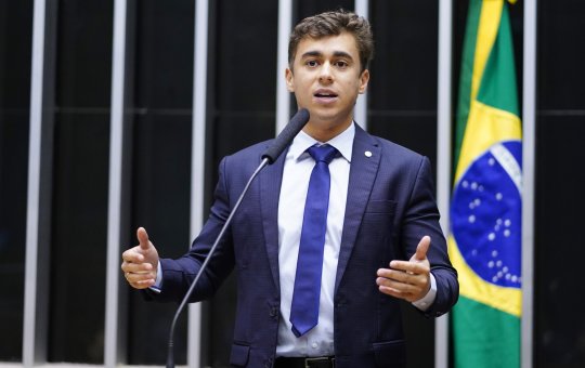 PT pede inelegibilidade de Nikolas Ferreira por documento falso da Polícia Federal