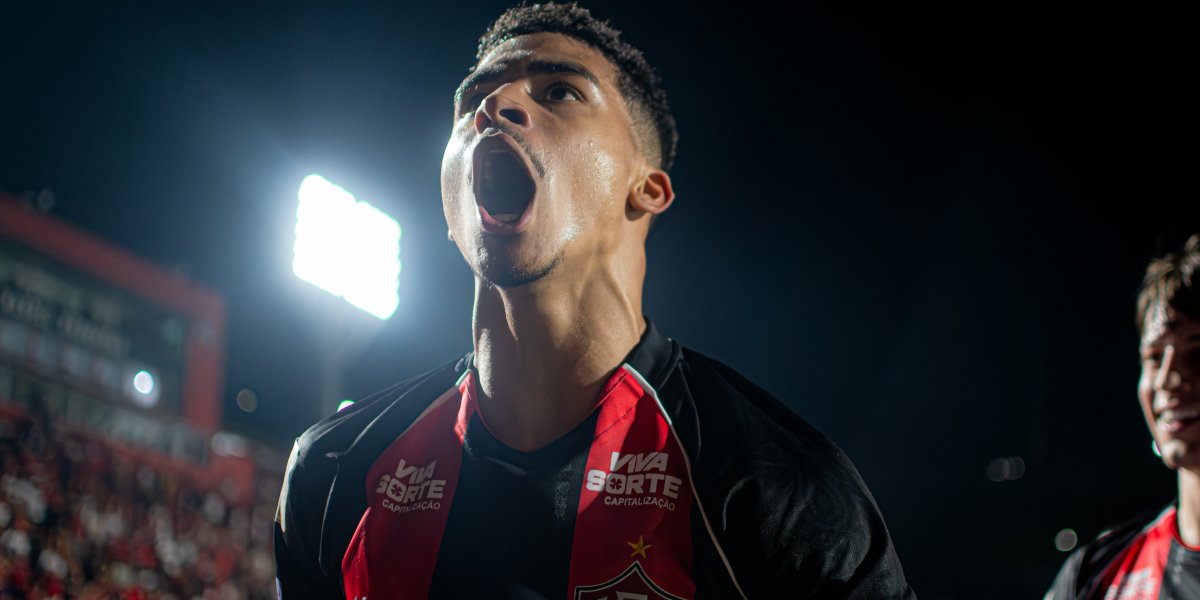 Vitória vence o Grêmio e encerra sequência de quatro jogos sem vencer