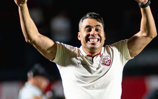Jair Ventura destaca respaldo da diretoria após Vitória encerrar sequência negativa