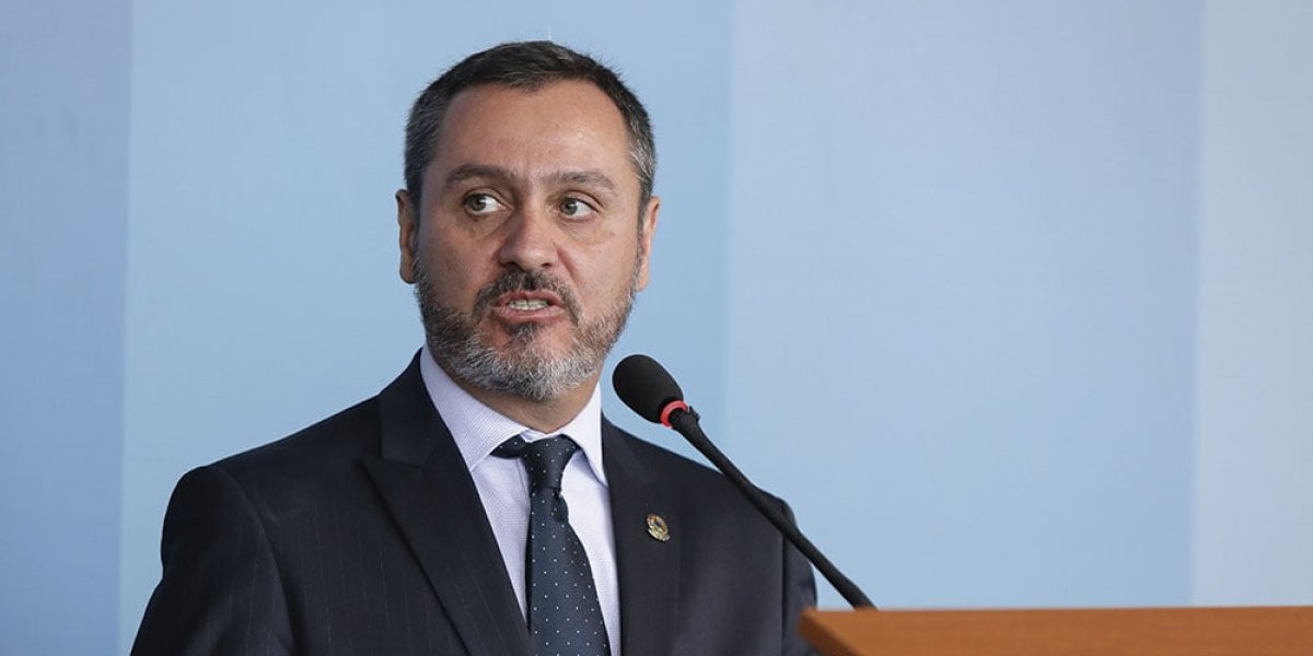 Segunda Turma do STF forma maioria para manter afastamento de Andrei Rodrigues da PF