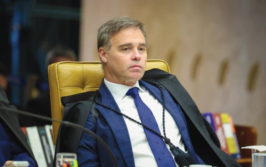 André Mendonça procurou governo Lula antes de afastar diretor-geral da PF
