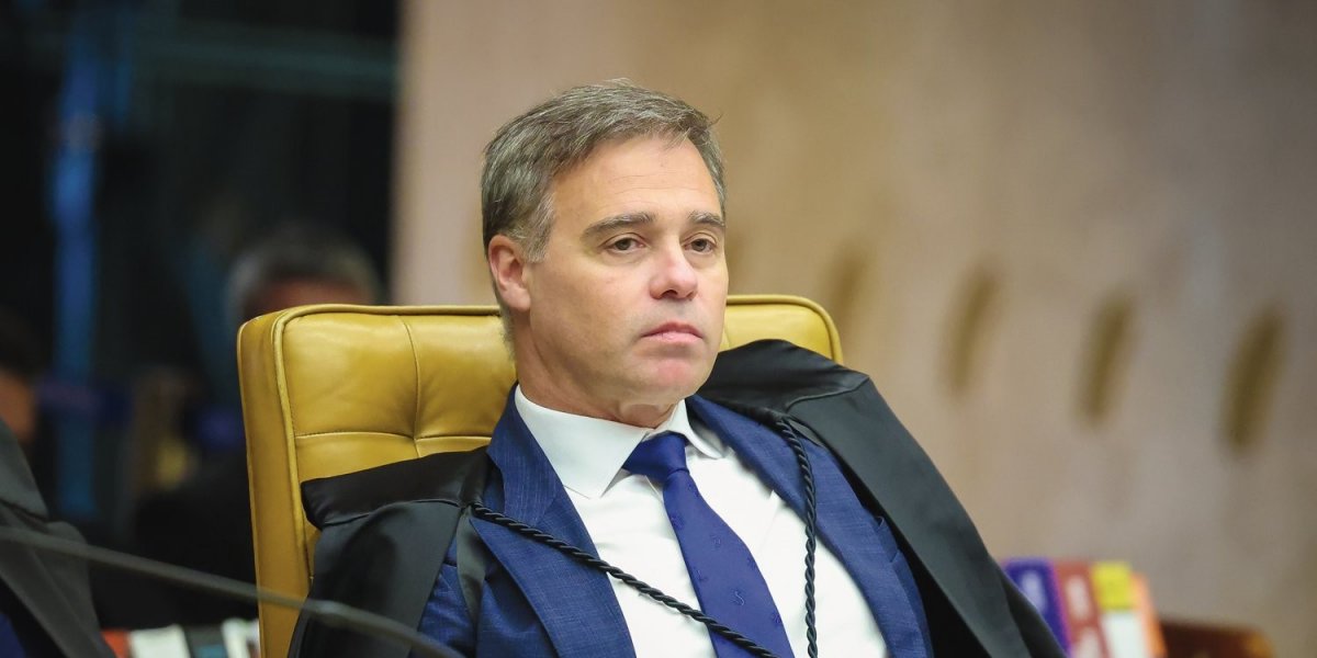 André Mendonça procurou governo Lula antes de afastar diretor-geral da PF