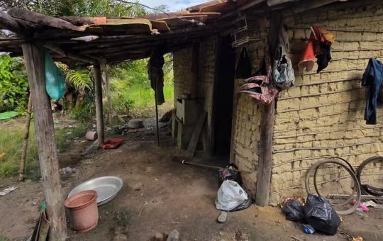 Onze trabalhadores são resgatados de condições análogas à escravidão em fazenda na Bahia