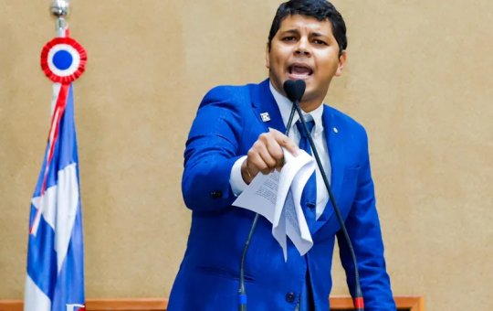 MPF intima Diego Castro após confusão na Facom da UFBA