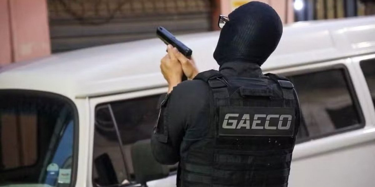 Polícia Civil deflagra operação contra esquema interestadual de tráfico de armas e drogas