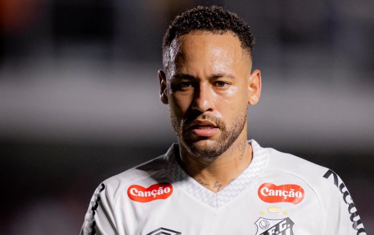 Neymar provoca torcida do Atlético-MG em jogo do Santos: "Não jogo contra time pequeno"