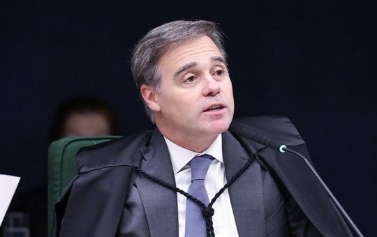 Mendonça libera sigilo de processo com pagamentos de Vorcaro às vésperas de julgamento no STF