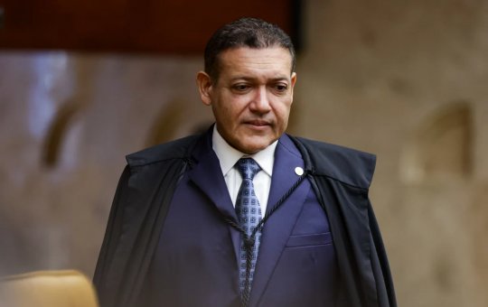 PF encontra mensagens sobre suposto pagamento de R$ 500 mil mensais ligado a filho de Nunes Marques