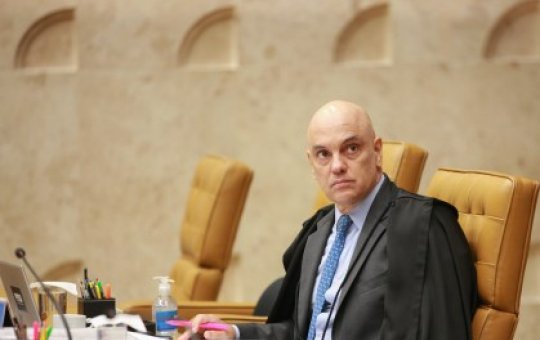 Defesa de Moraes ao STF tem 44 páginas e apresenta erros de português