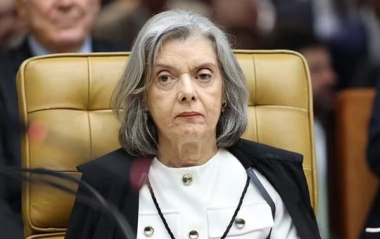“Estou em estado de profunda tristeza”, diz Cármen Lúcia durante sessão do STF