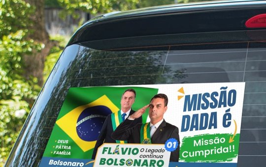 TSE proíbe candidatos de usar imagem de Bolsonaro em santinhos como apoio eleitoral