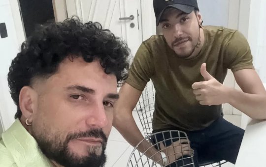 Filho de Latino acusa cantor de ter diversas amantes: 'Tenho contato de dez'