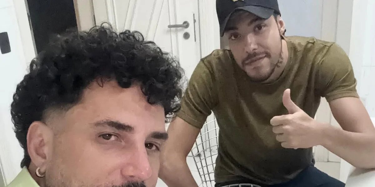 Filho de Latino acusa cantor de ter diversas amantes: 'Tenho contato de dez'