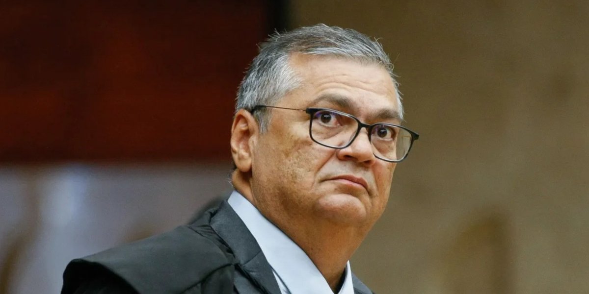 Dino impede que PF investigue Mendonça em caso envolvendo Master e cemitérios