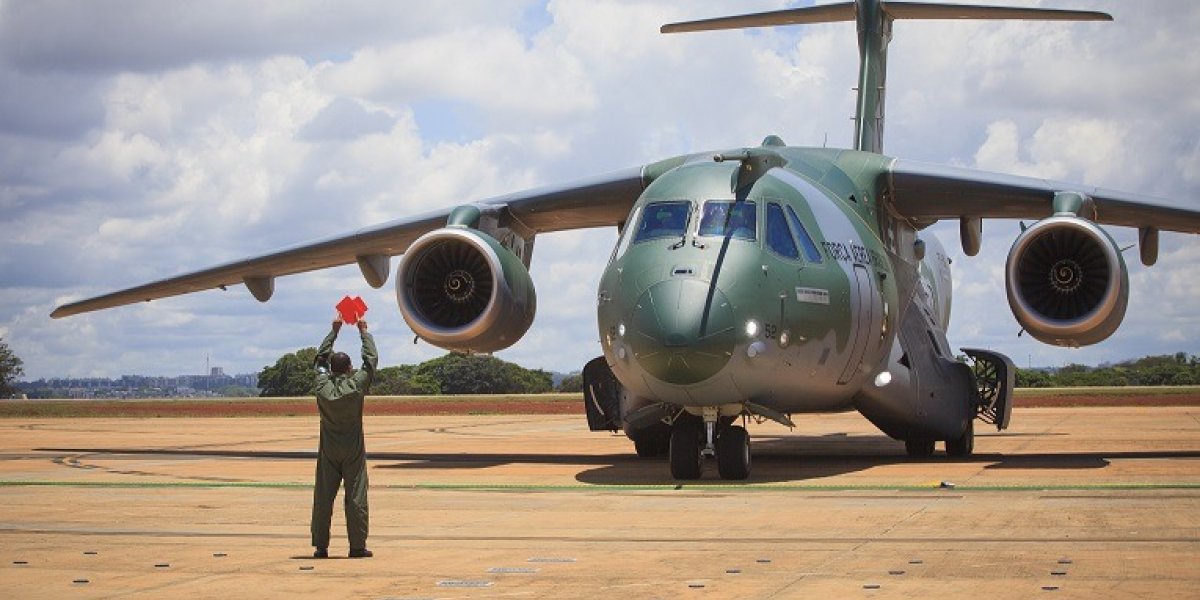 FAB reduz encomenda bilionária feita à Embraer