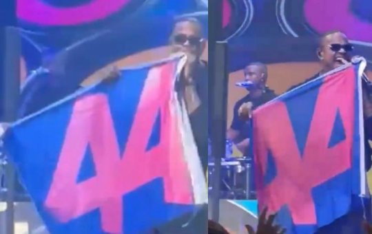 Léo Santana declara apoio a ACM Neto e levanta bandeira com número 44 em Salvador