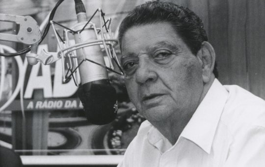 Morre Nogueirinha, narrador que marcou gerações de torcedores baianos, aos 92 anos