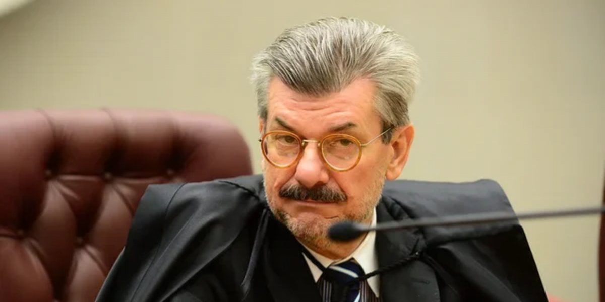 AGU recorre ao STF para solicitar a exoneração de Marco Buzzi