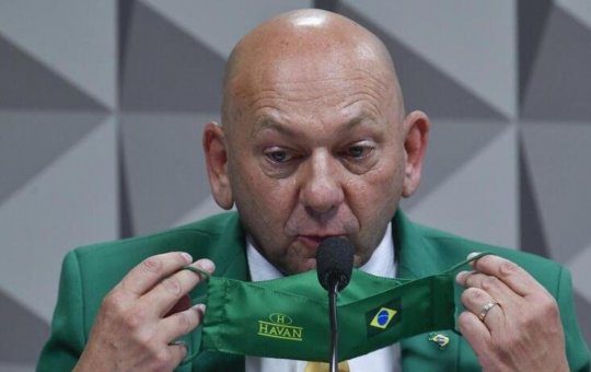 Justiça proíbe Luciano Hang de fazer manifestações políticas em ambientes da Havan