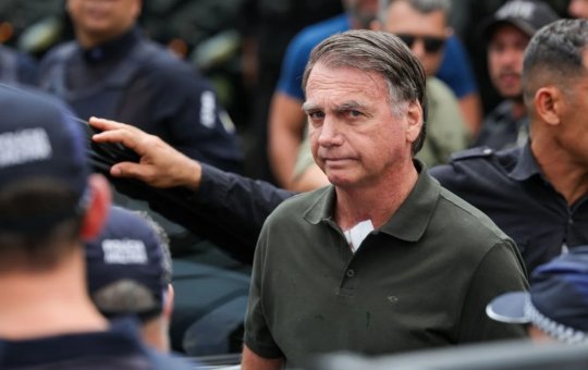 Defesa de Bolsonaro desiste de solicitação para suspensão da pena