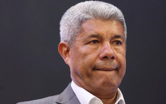 Justiça Eleitoral manda Jerônimo retirar propaganda em dois pontos de Salvador