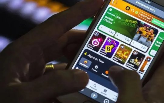 75% dos brasileiros defendem a proibição das apostas on-line, segundo Atlas/Bloomberg