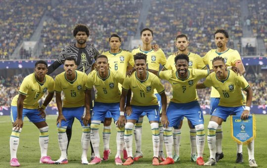 Brasil empata com Austrália ao marcar gol nos acréscimos em primeiro amistoso pós-Copa do Mundo