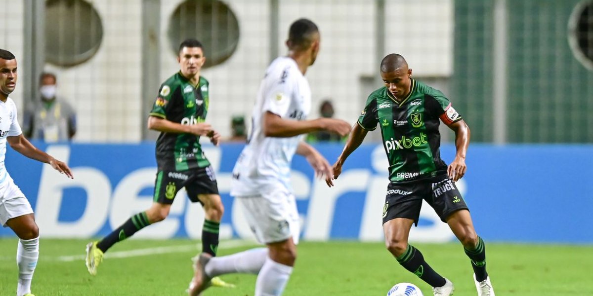 Brasileirão:  América-MG afunda Grêmio na zona de rebaixamento