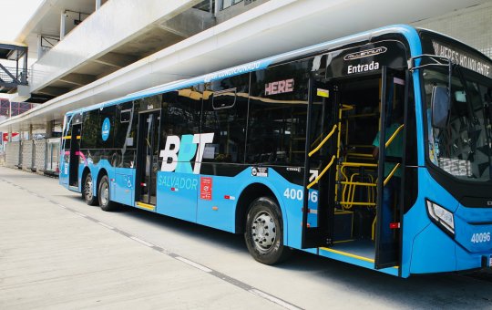 Linha do BRT que liga Lapa a Patamares passa a operar integralmente a partir de segunda-feira (28)
