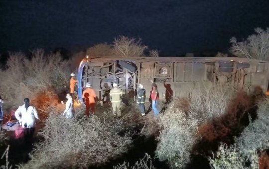 Acidente com ônibus deixa sete mortos e 13 feridos na Chapada Diamantina