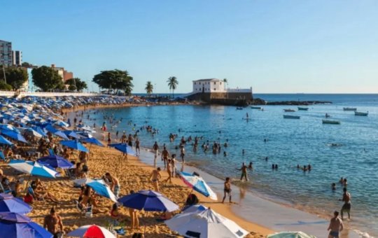 Inema classifica 24 praias como impróprias para banho em Salvador