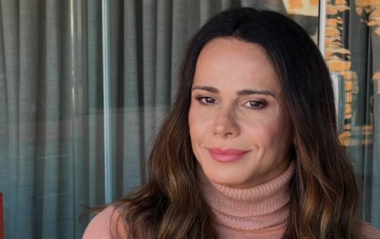 Viviane Araújo se revolta com “cemitério de mulheres”: “Mulher só tem sossego depois de morta?”
