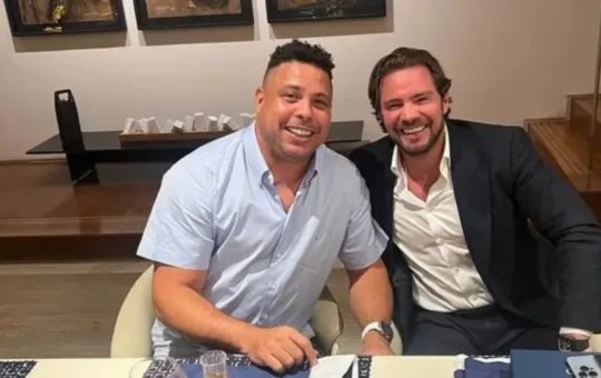 Ronaldo Fenômeno teria solicitado empréstimo a Vorcaro para o Cruzeiro, afirma revista