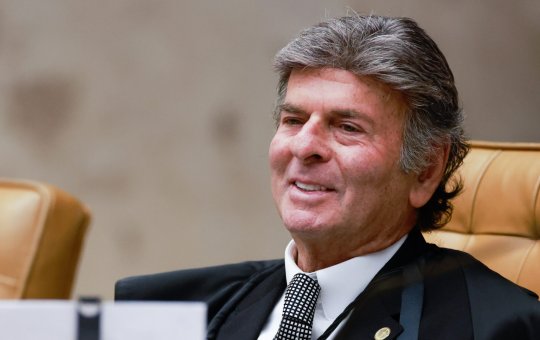 Fux assume ações contra proibição das bets e dá 72 horas para governo se manifestar