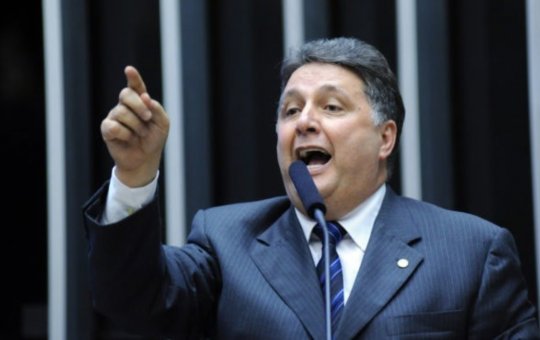 Garotinho desiste de recurso no TSE e Douglas Ruas pode ganhar eleição no 1º turno no Rio