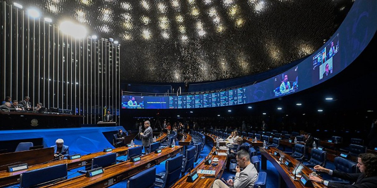 Fim da escala 6×1 começa a ser discutido no Senado nesta terça-feira