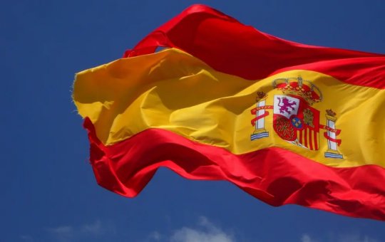 Primeiro-ministro da Espanha convoca eleição geral diante de crise habitiacional no país