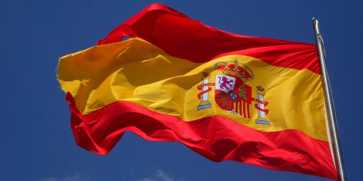 Primeiro-ministro da Espanha convoca eleição geral diante de crise habitiacional no país