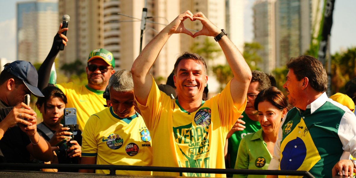 União Brasil e PP articulam apoio a Flávio Bolsonaro no segundo turno