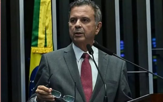 Coordenador-geral da campanha de Flávio Bolsonaro passa mal e é levado ao hospital