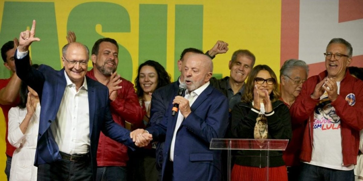 Lula se reúne com jovens políticos nesta quarta para discutir estratégia do 2º turno
