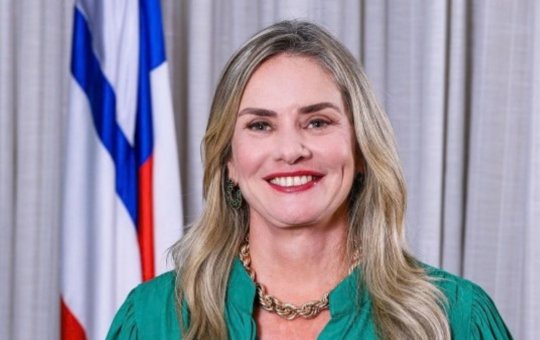 Bancada do PSD confirma apoio a Ivana Bastos como candidata à reeleição na Alba